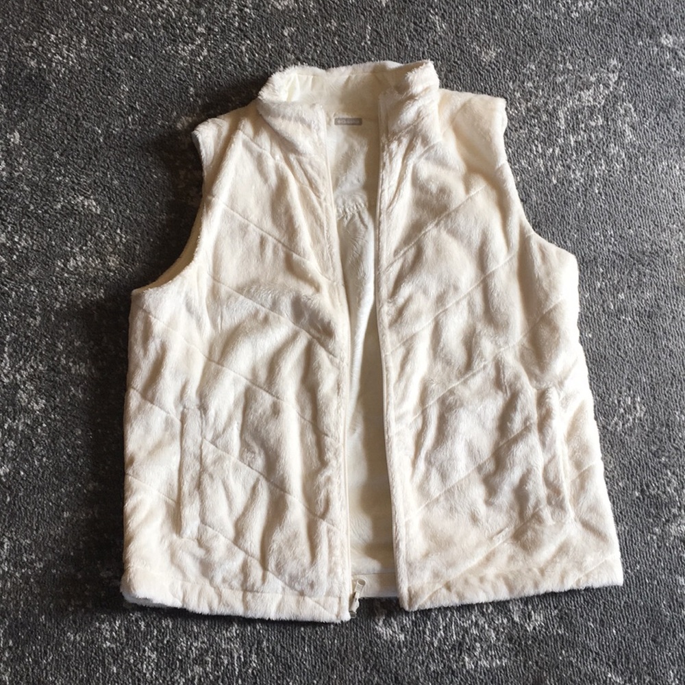 Cream Columbia vest
